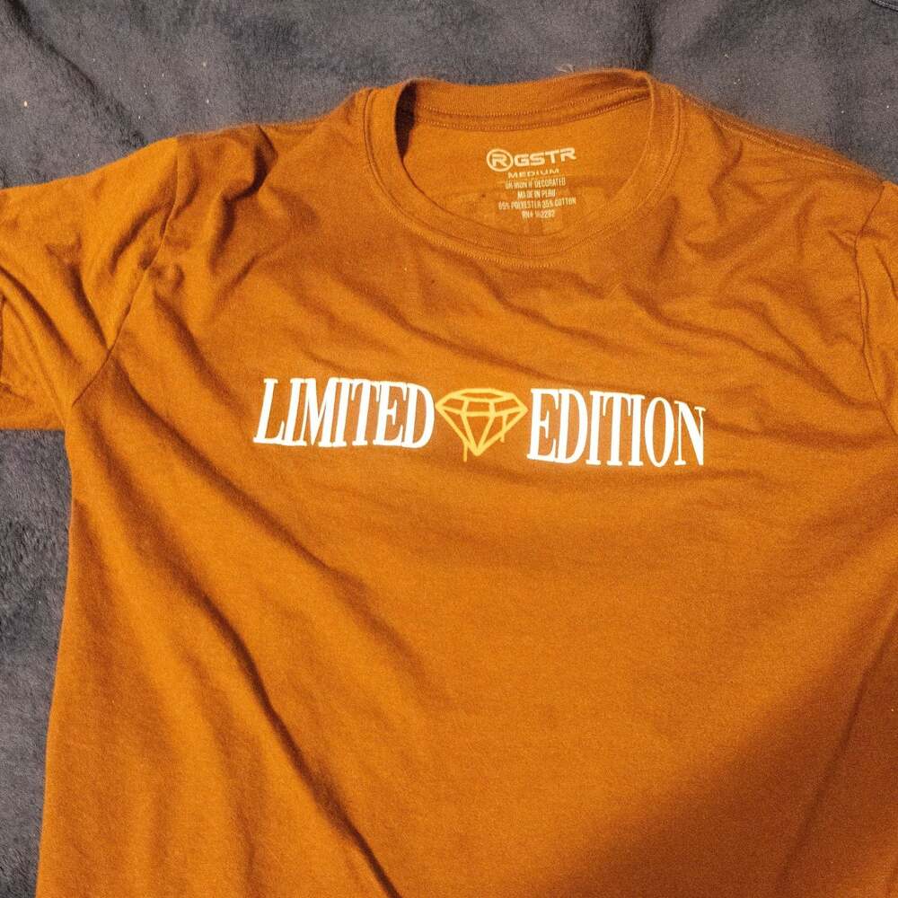 Limited Edition Diamond Graphic T-Shirt, Orange/Gold, Size M